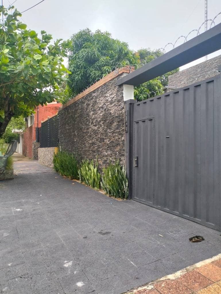 A la venta casa en sajonia - zona comisaria 2da, foto 2