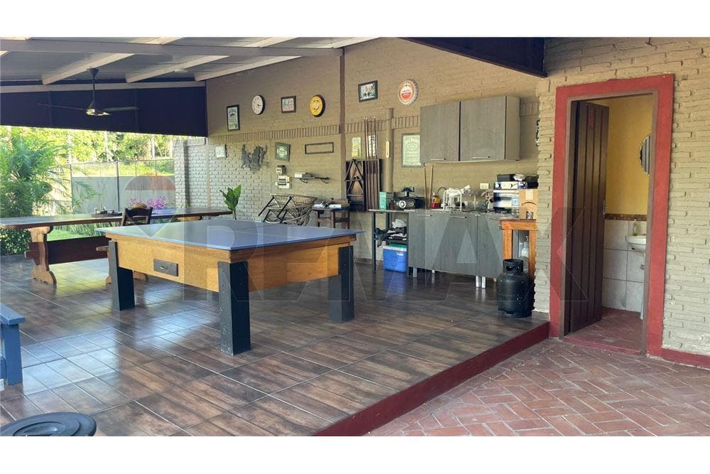 Hermosa casa quinta en miraflores aregua — foto 4