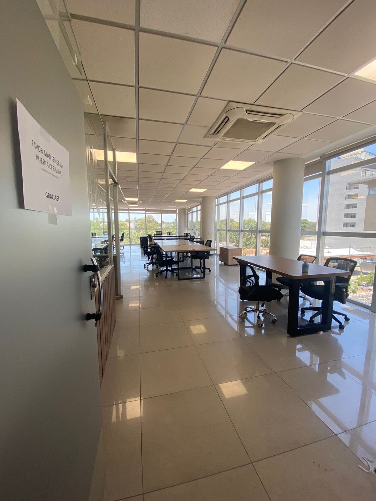 Oficina se 154m2 en alquiler - sobre san martin, Asunción