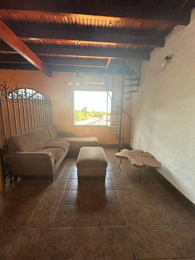 Amplia casa tipo colonial en lambare, foto 2