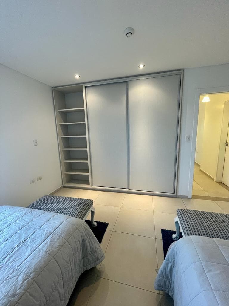Lujoso depto amoblado de 3 habitaciones en ycua sati, foto 4
