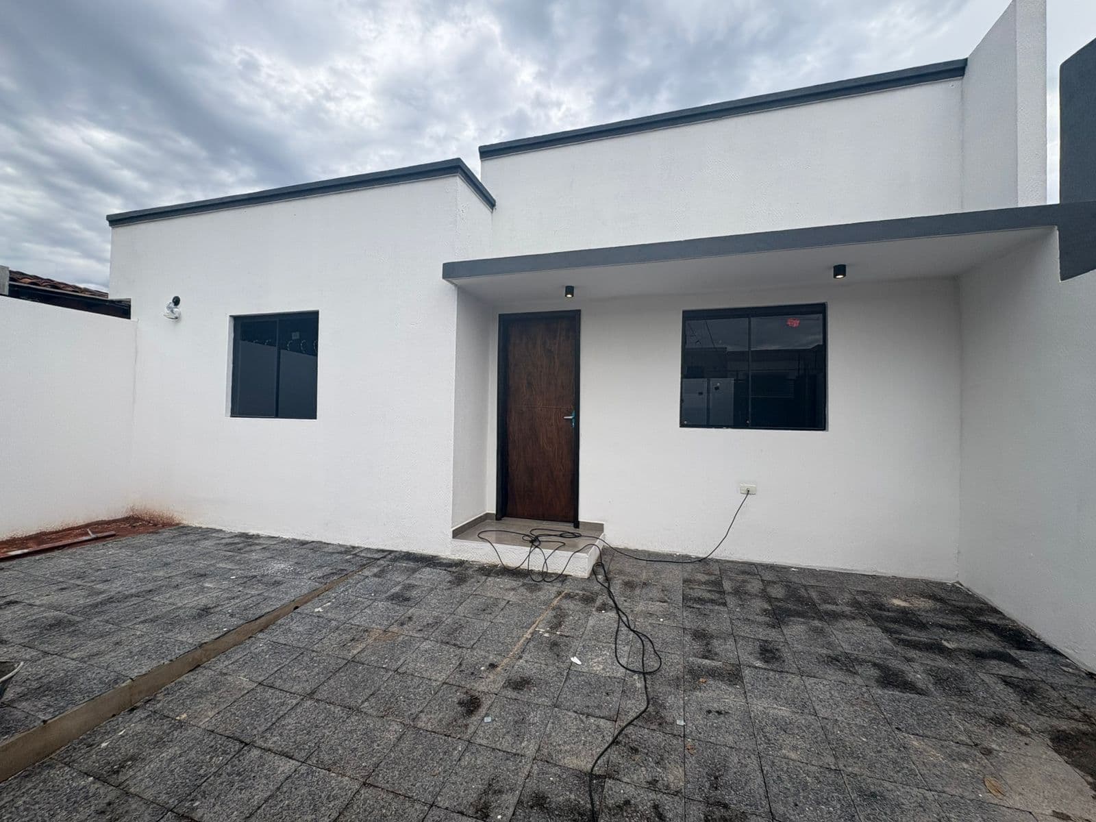 chalet a estrenar barrio kennedy Lambare, foto 2