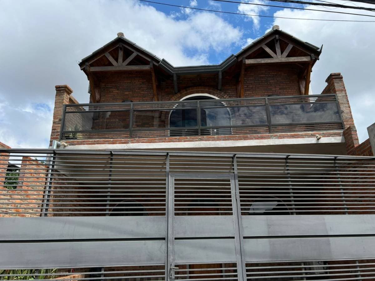 En venta – dúplex con piscina a estrenar – Fernando de la Mora zona norte
