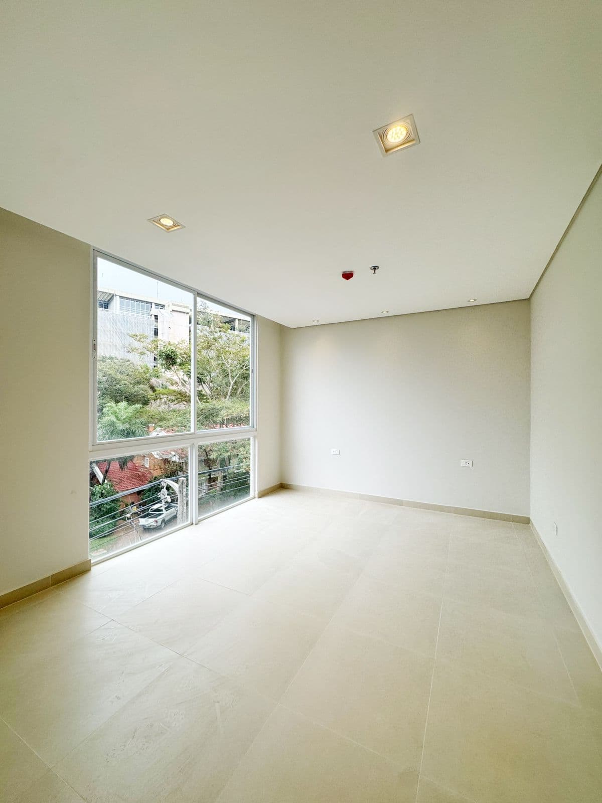 Departamento en alquiler de 3 dormitorios zona Carmelitas, foto 4
