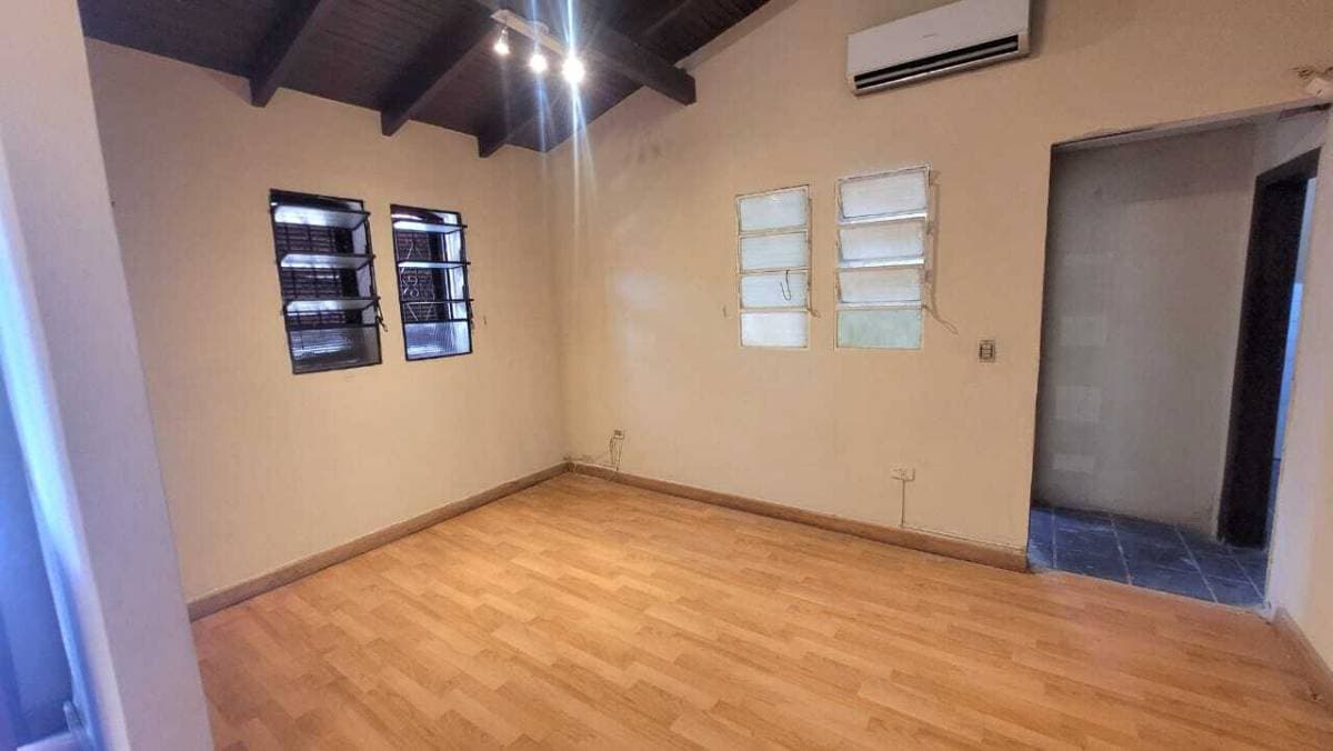 propiedad en Villa Adela Luque (Z/ Supermercado Los Jardines), foto 3