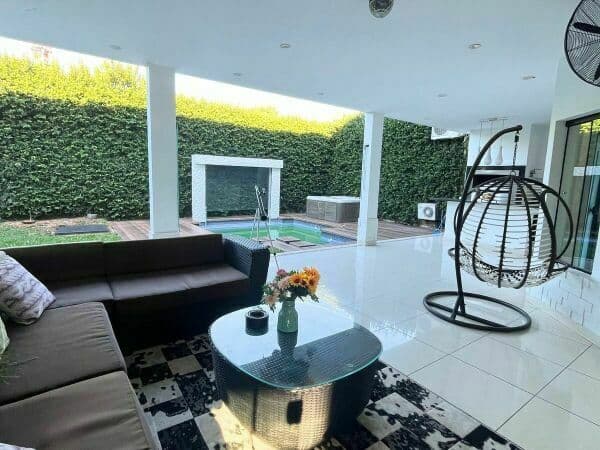 Hermosa casa en bo. Mburucuya, foto 2