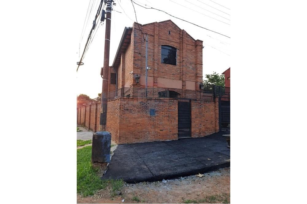 Dos duplex juntos en esquina-Luque -jardín de oro, foto 3