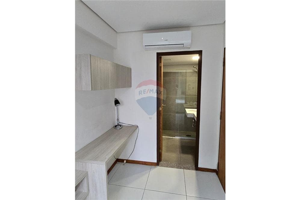 En venta depto en the one downtown, foto 2