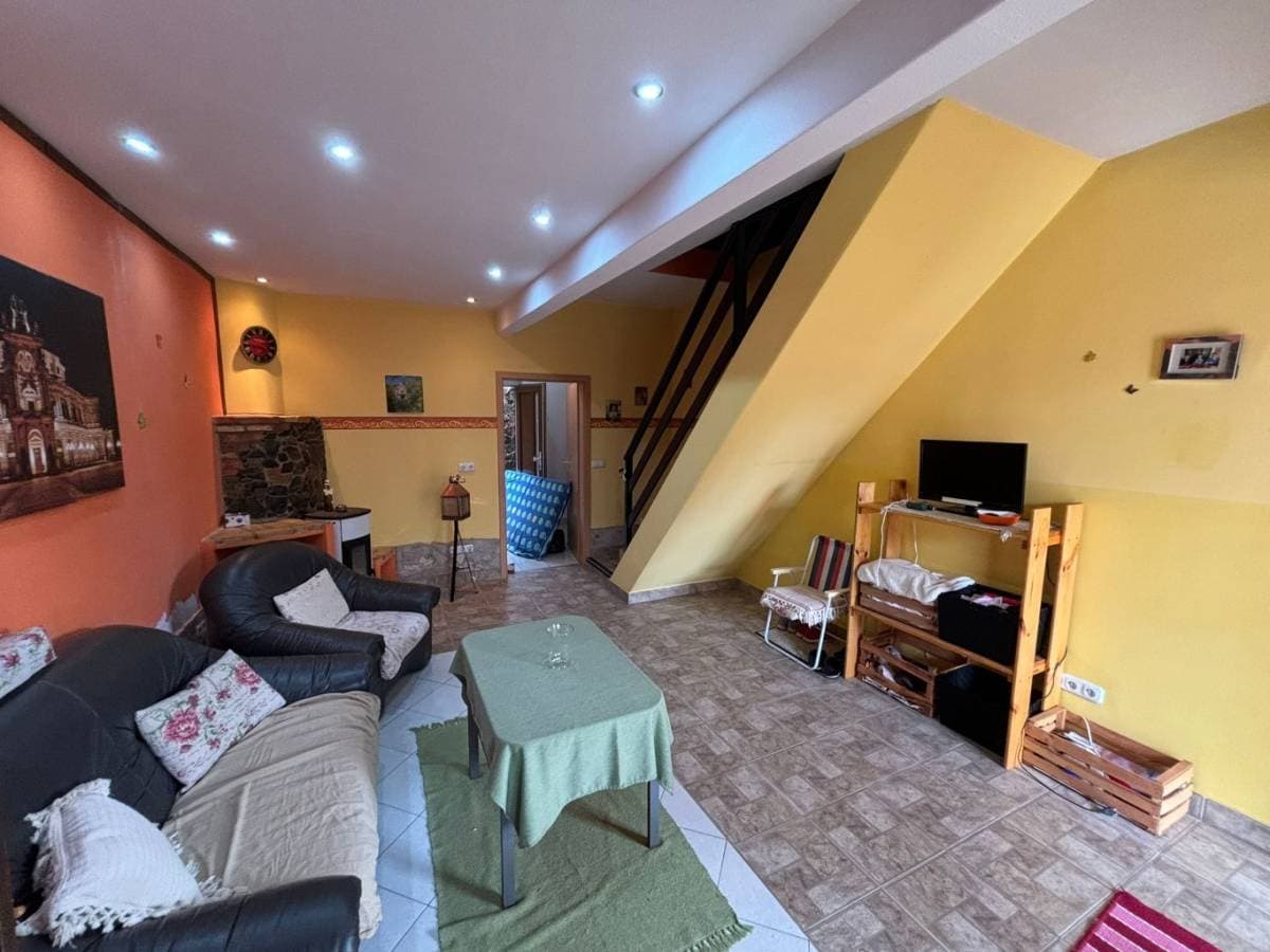 Duplex en excelente ubicación, sobre la calle Salvador del mundo, foto 4