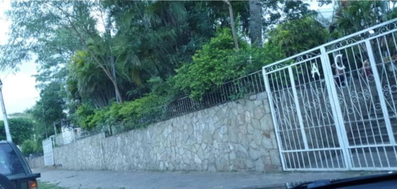 Casa En San Bernardino Pleno Centro, Terreno Grande – 3.200 M² — foto 2