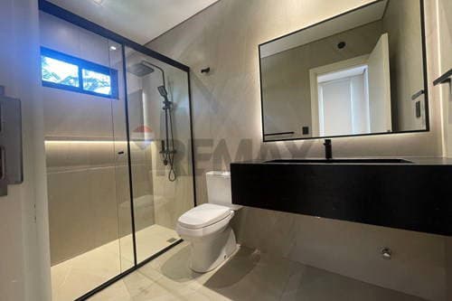 Casa de 3 habitaciones en suite en Lambare zona Top del Yacht, foto 4