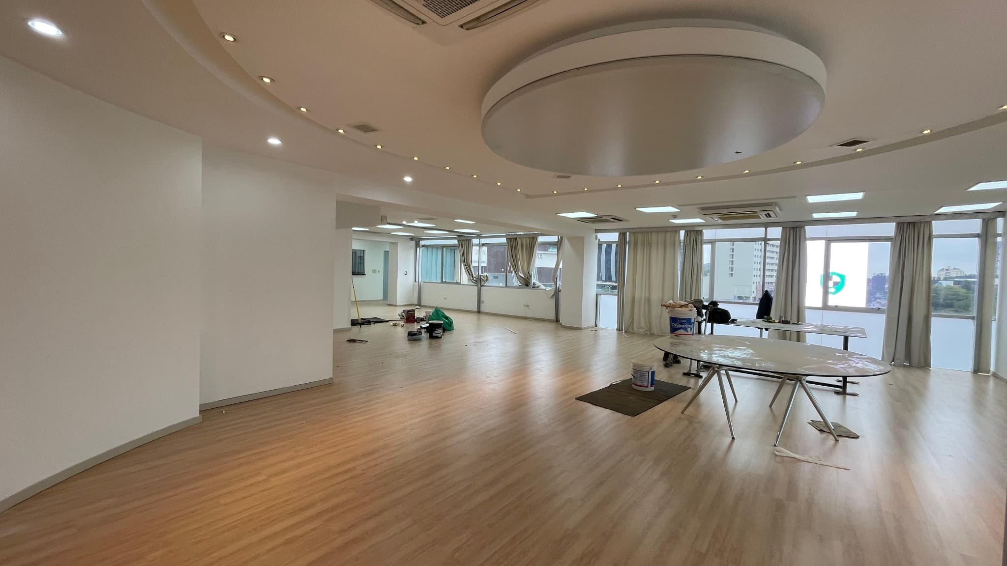 oficina de 200 m² Zona Ycua Sati cerca de Avda. Aviadores del Chaco, foto 2