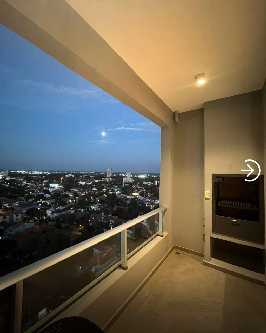 Alquilo– Departamento De 2 Dormitorio Con Cochera full amoblado, foto 2