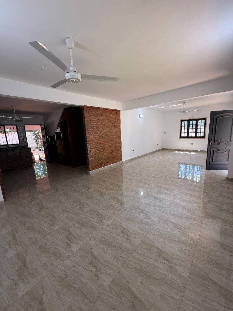 Casa en venta en barrio las golondrinas loma pyta, foto 2