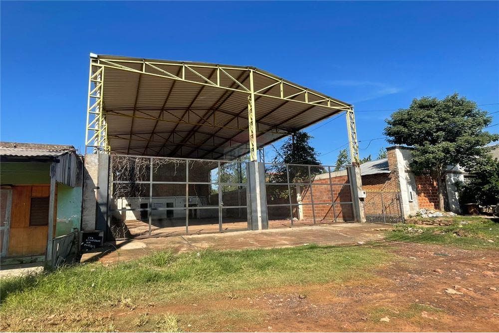 Tinglado con oficinas en limpio sobre ruta 3, foto 1
