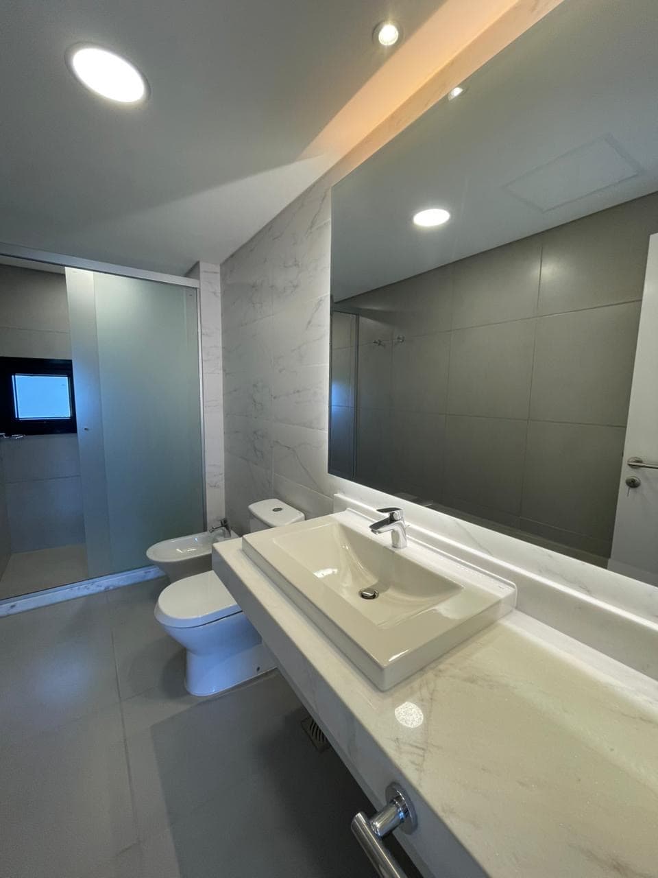 Villa Morra - en alquiler, depto de 3 dormitorios con área de servicio — foto 4