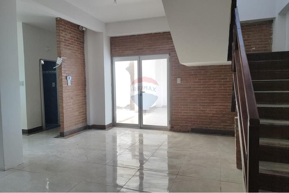 Casa en zona mburucuyá, foto 5