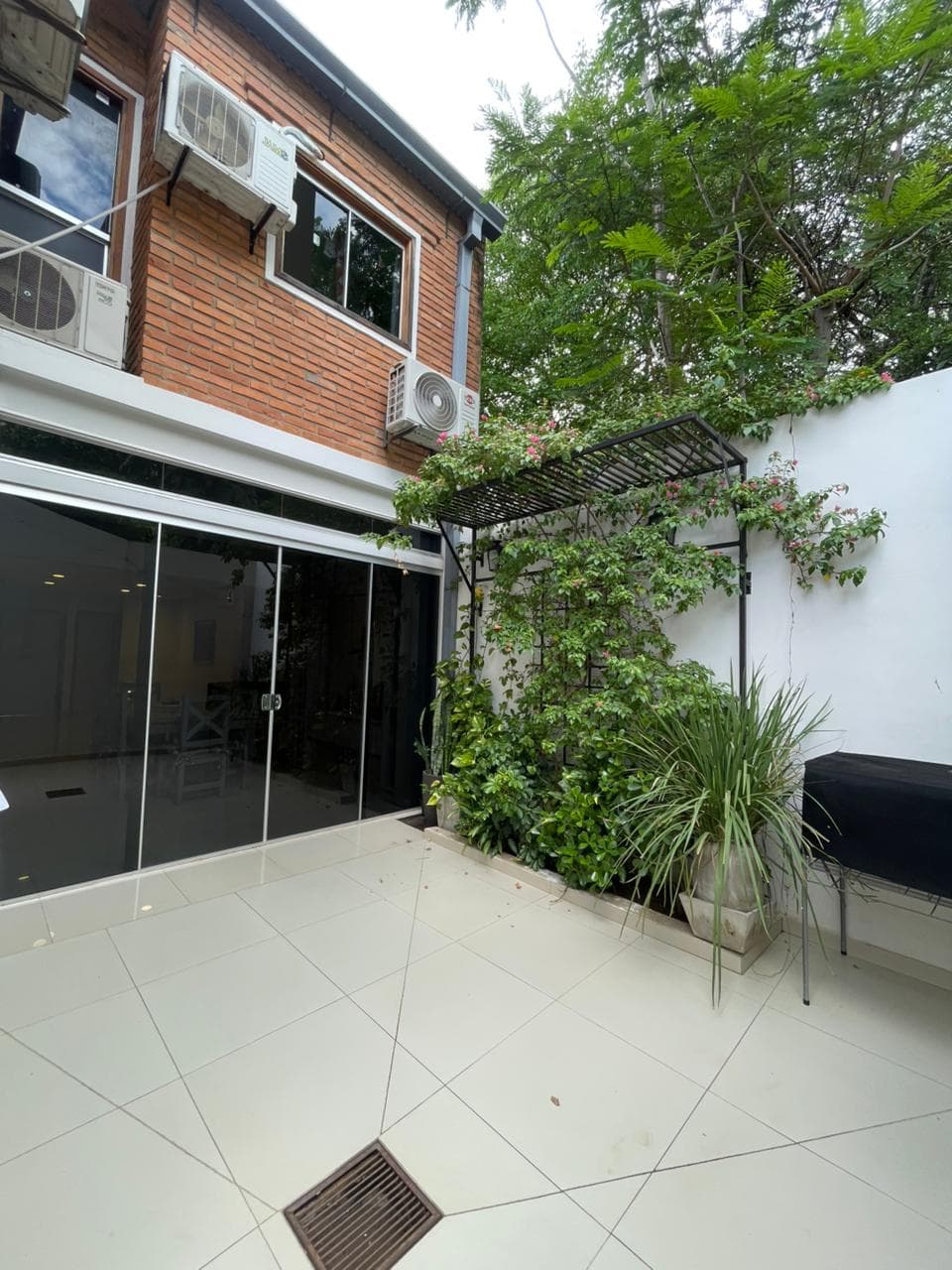 Duplex en barrio mburucuyá — foto 5