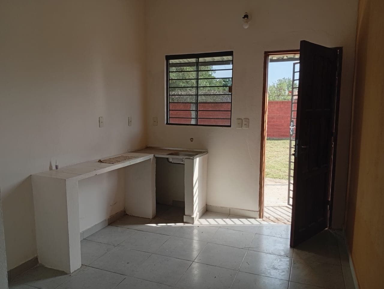 Casa a estrenar en limpio a 5 min de plaza norte, foto 3