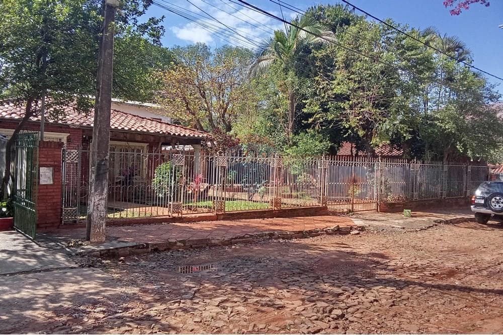 Casa en venta - San Lorenzo