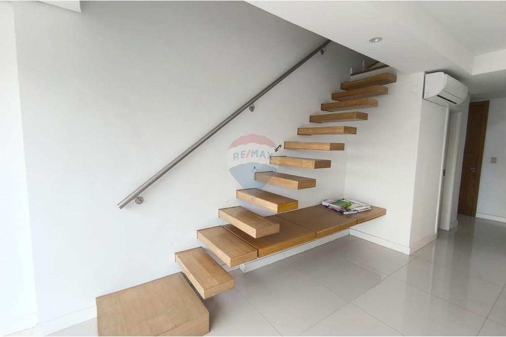 Departamento tipo duplex en Las Lomas, foto 1