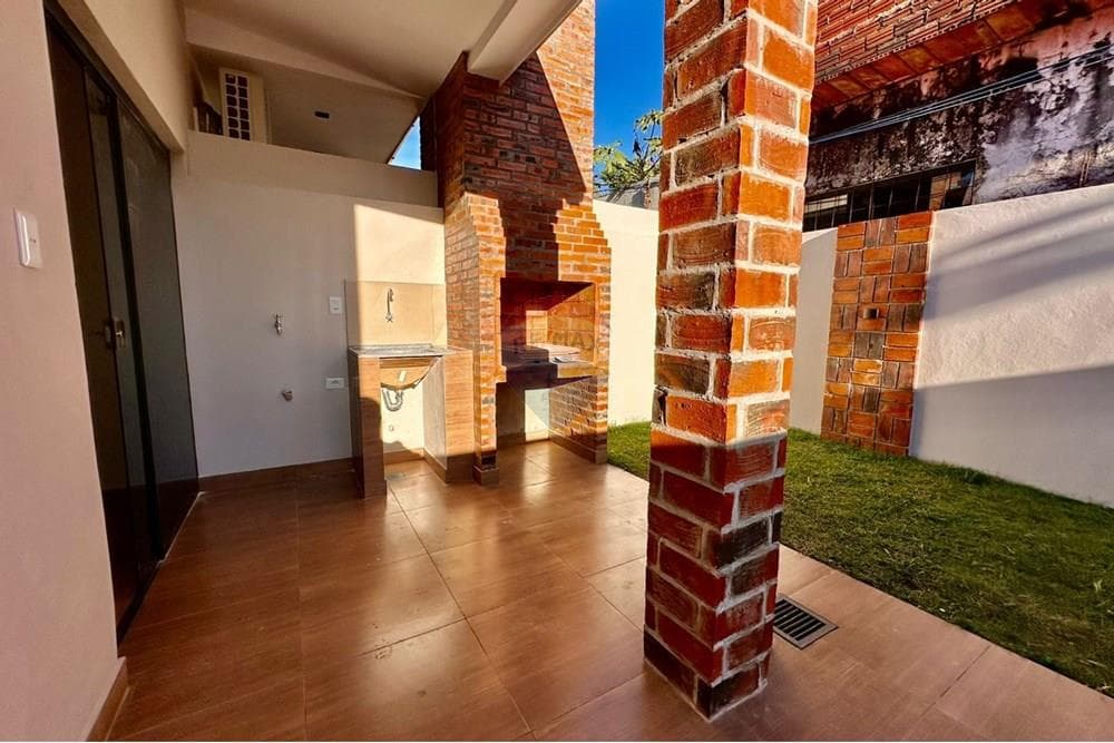 Casa - Alquiler - Cambyretá, Paraguay, foto 3
