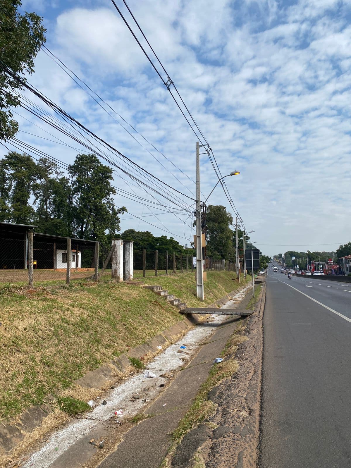 En Venta Importante Propiedad Industrial 120 mts sobre Ruta 2 Capiata, foto 5