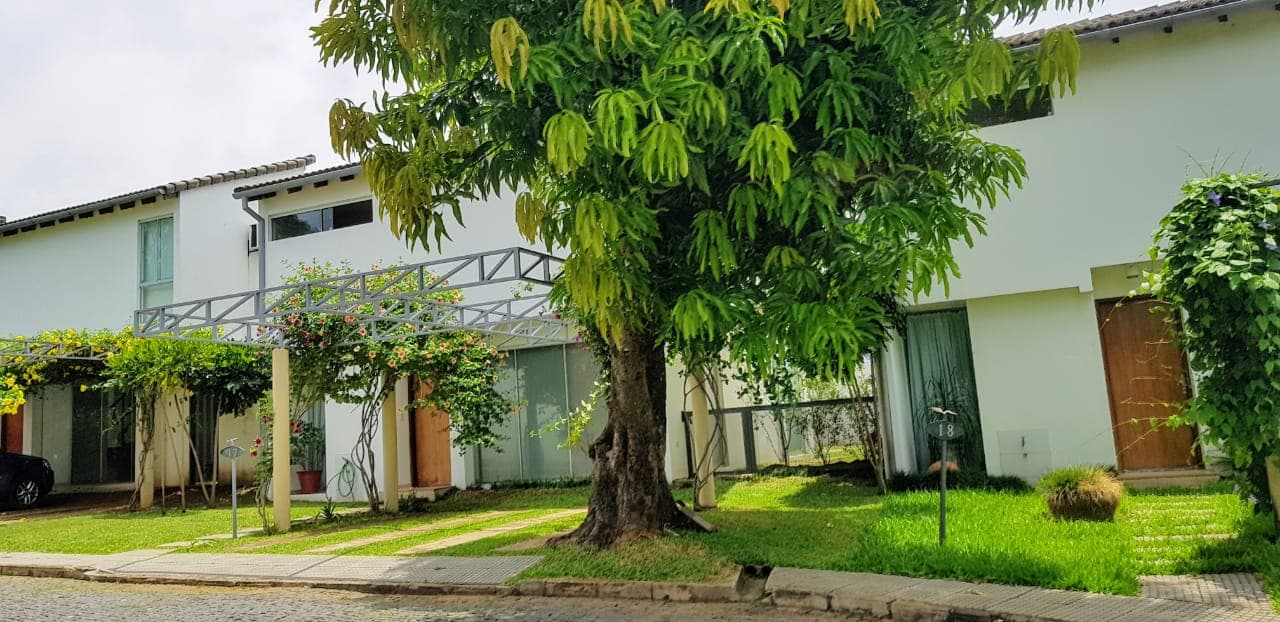 Oportunidad - Casa en barrio cerrado
