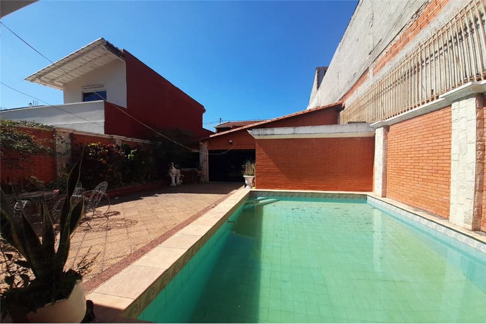 Casa con piscina en bernardino caballero — foto 4