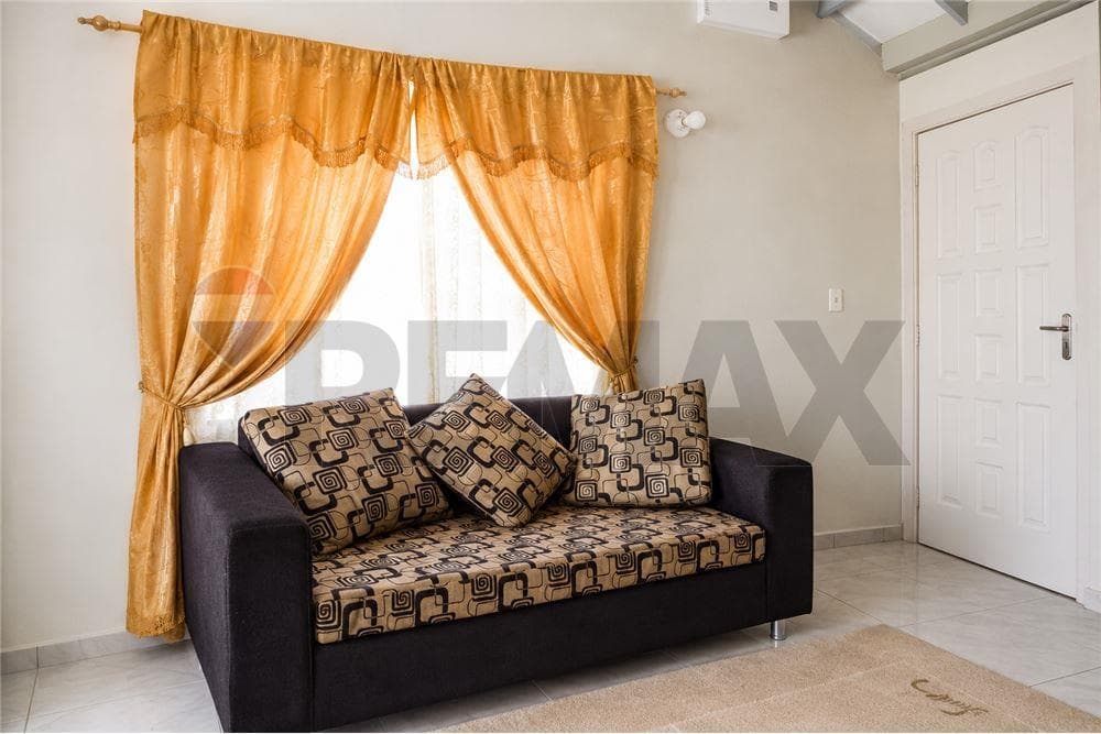 CHALET YPANE EN VENTA precio negociable, foto 3