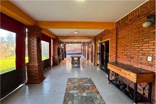 Casa-Venta-PY Itapúa Encarnación Calle Carlos Hrase — foto 4