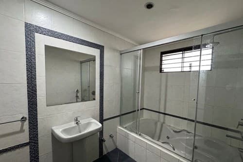 Residencia en Barrio Mburucuya, foto 5