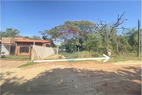 Terreno en venta, central Luque