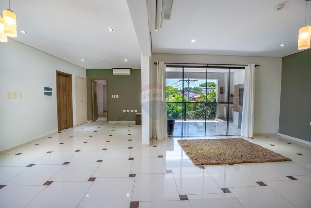 En Alquiler Departamento - Edificio Ragusa, foto 4