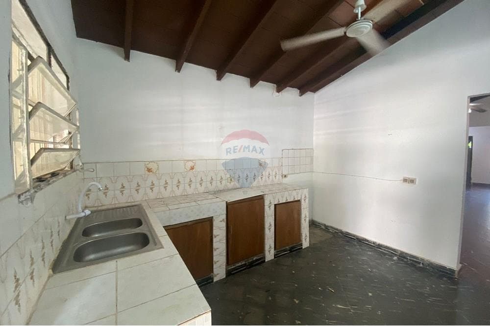 Casa - Venta - Barrio Jara, Paraguay 175,000 $, foto 2