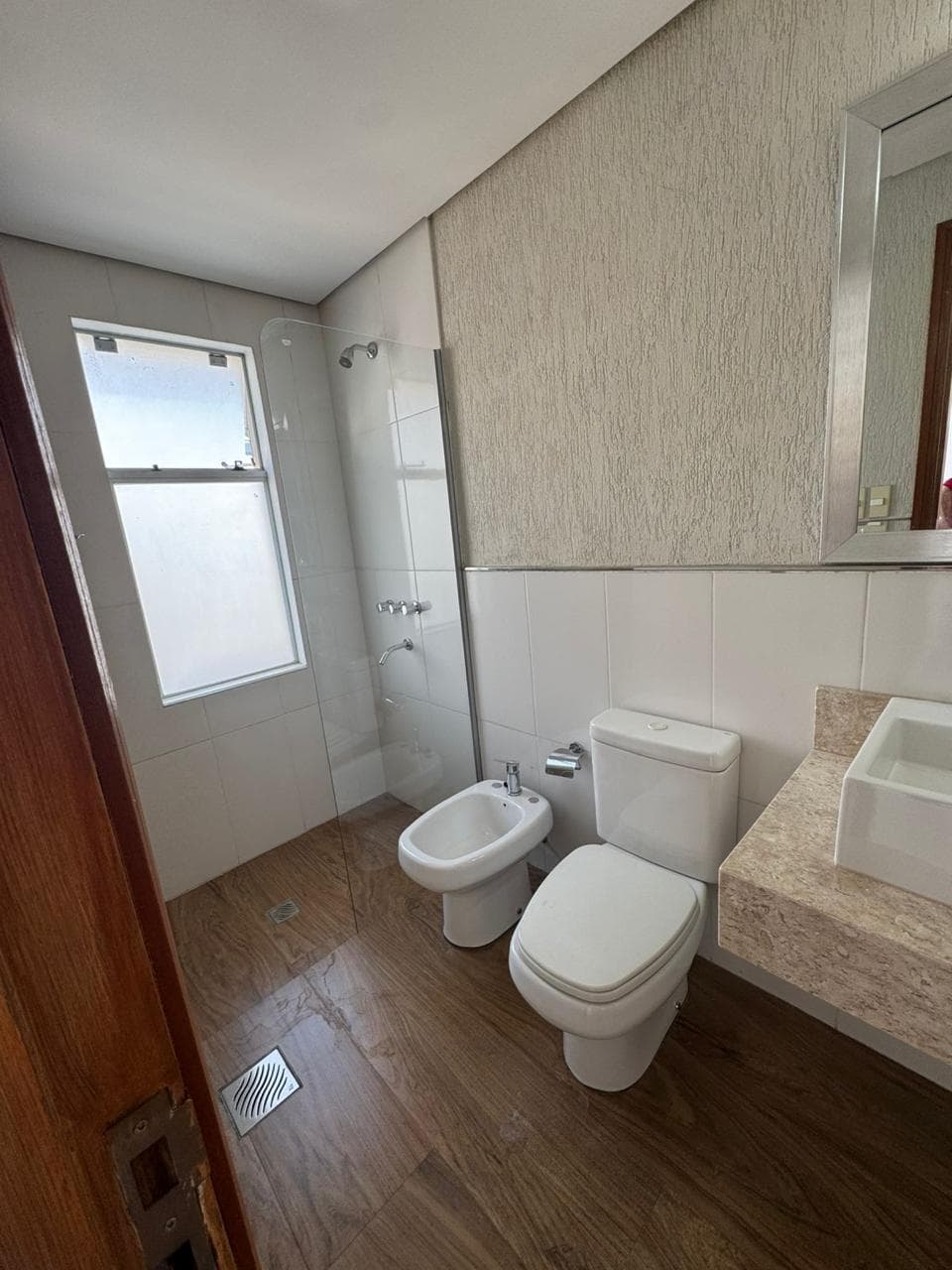 Dúplex a Estrenar en Condominio Costa Rica II – 3 Dorm – Zona Avda. Perón, foto 3