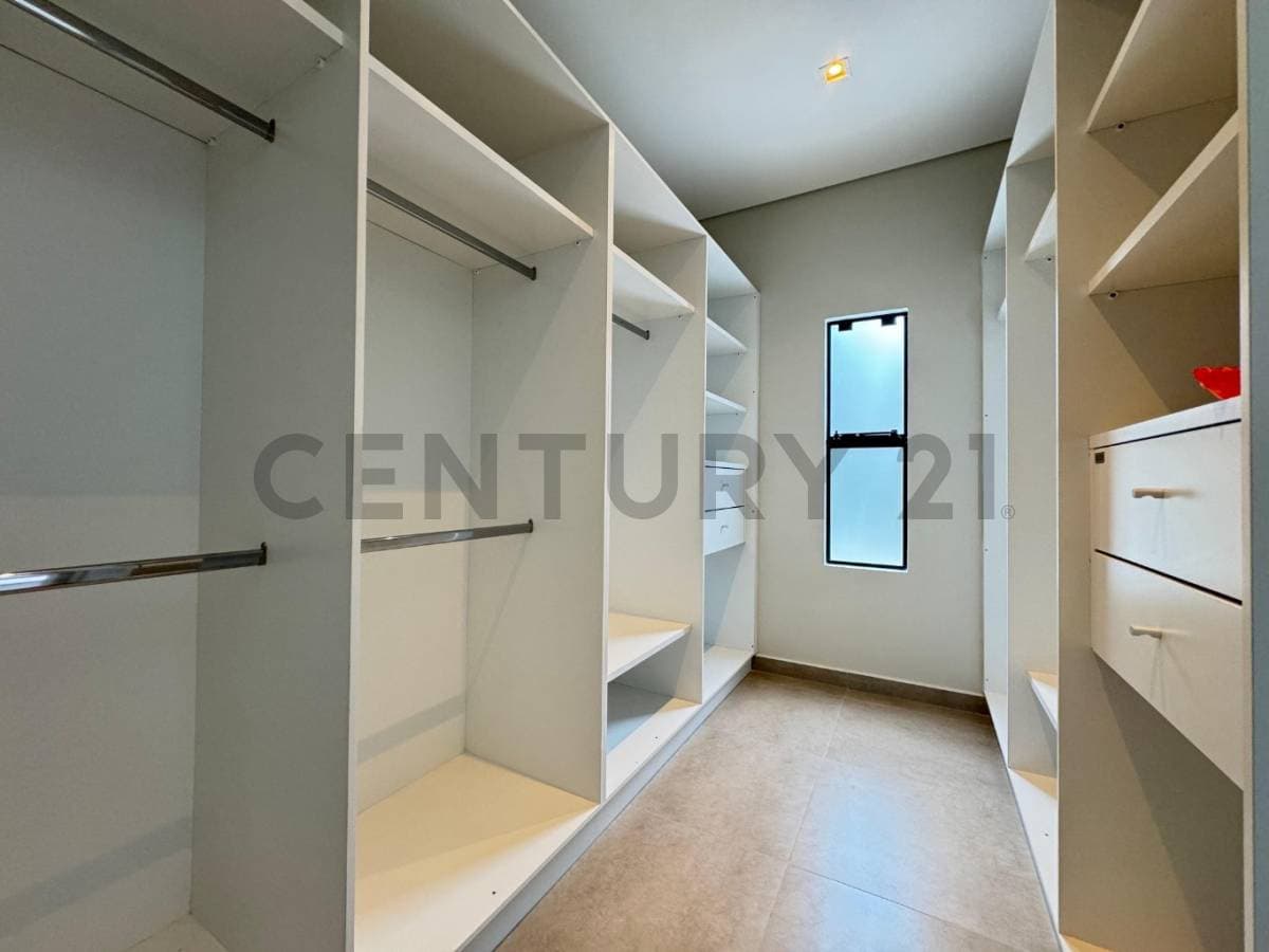 de Casa Dúplex en Luque, Central, foto 4