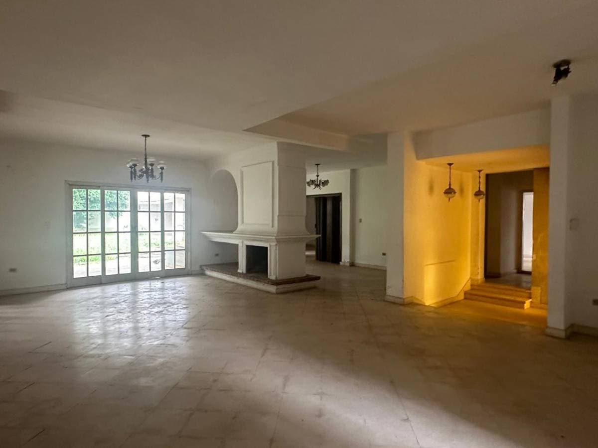 de Casa en esquina Barrio Las Lomas, foto 4