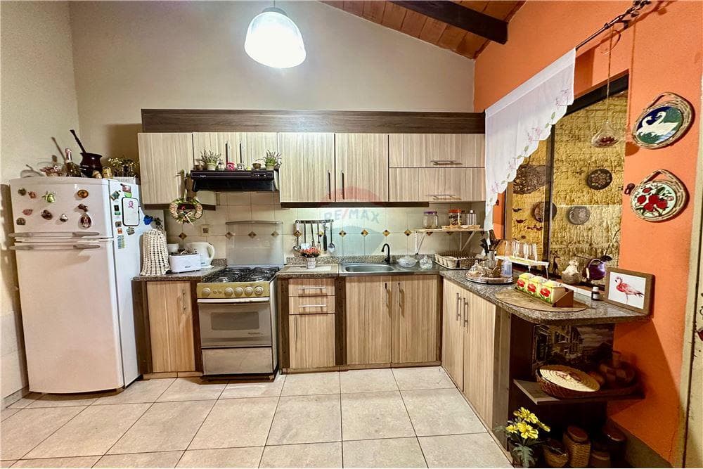 Hermosa Casa de Una Sola Planta en Loma Merlo, Luque, foto 5