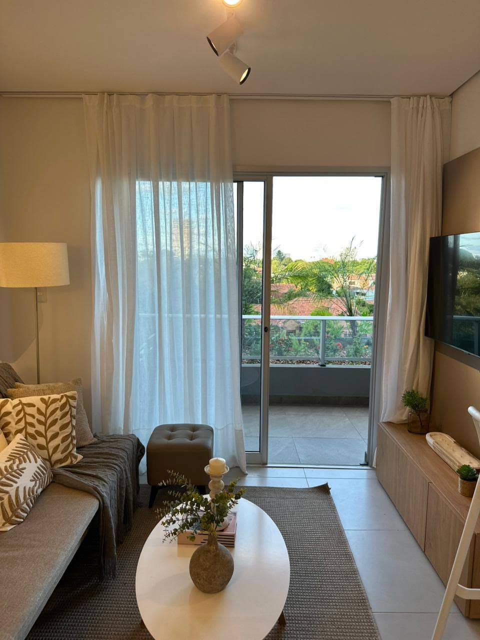 Departamento de 2 dormitorios a estrenar sobre molas lópez, foto 4