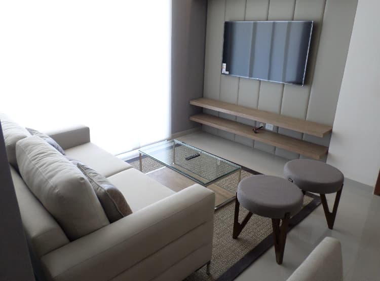 En alquíler o venta departamento sobre primer presidente — foto 3