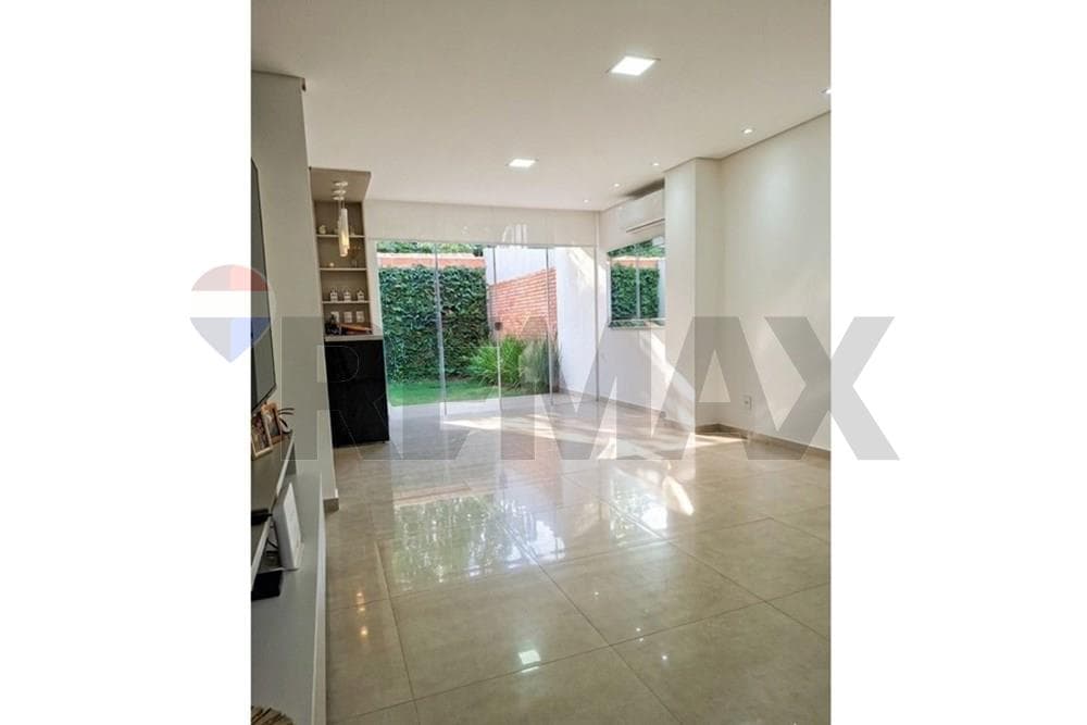 de Duplex en barrio cerrado - Luque, Laurelty, foto 2