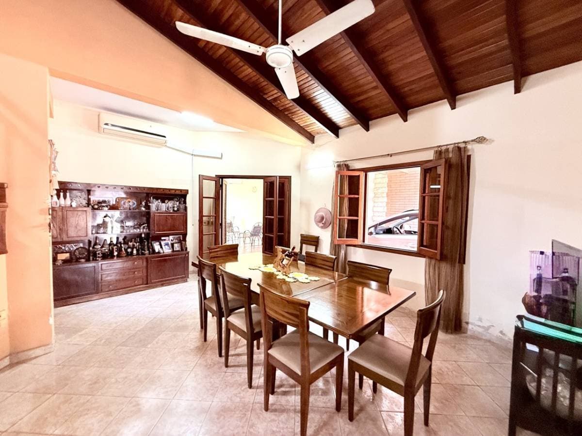 Hermosa residencia en venta en Fernando de la Mora, foto 2
