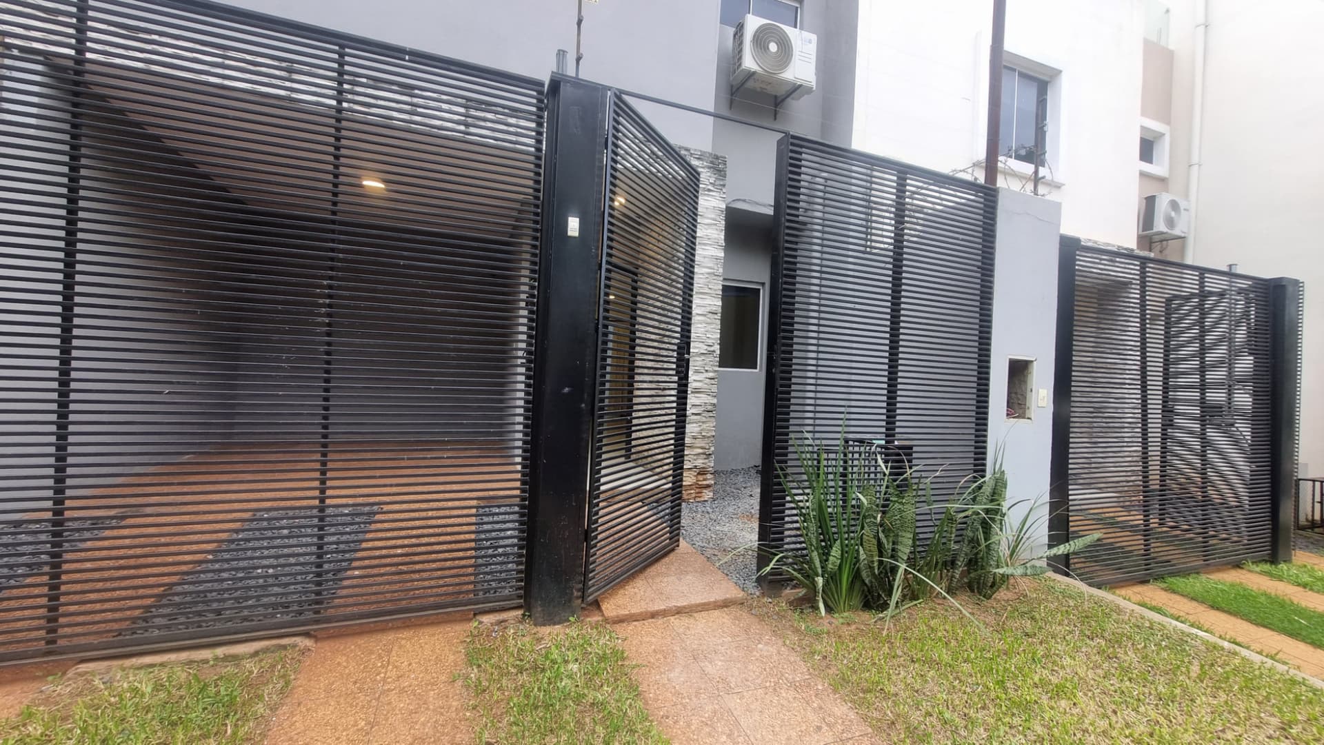 Duplex en Alquiler Fernando de la Mora