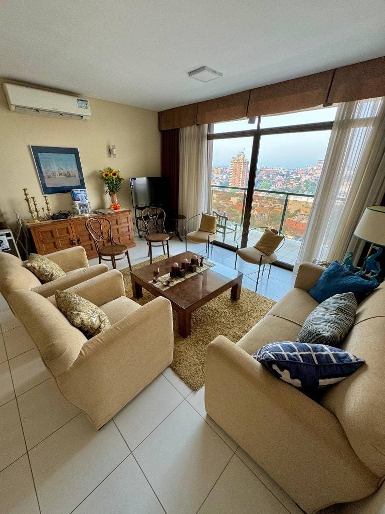 Departamento amoblado en el prestigioso edif. Curupayty 1, foto 2