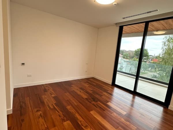 Departamento en alquiler edificio alzara en barrio ycua sati