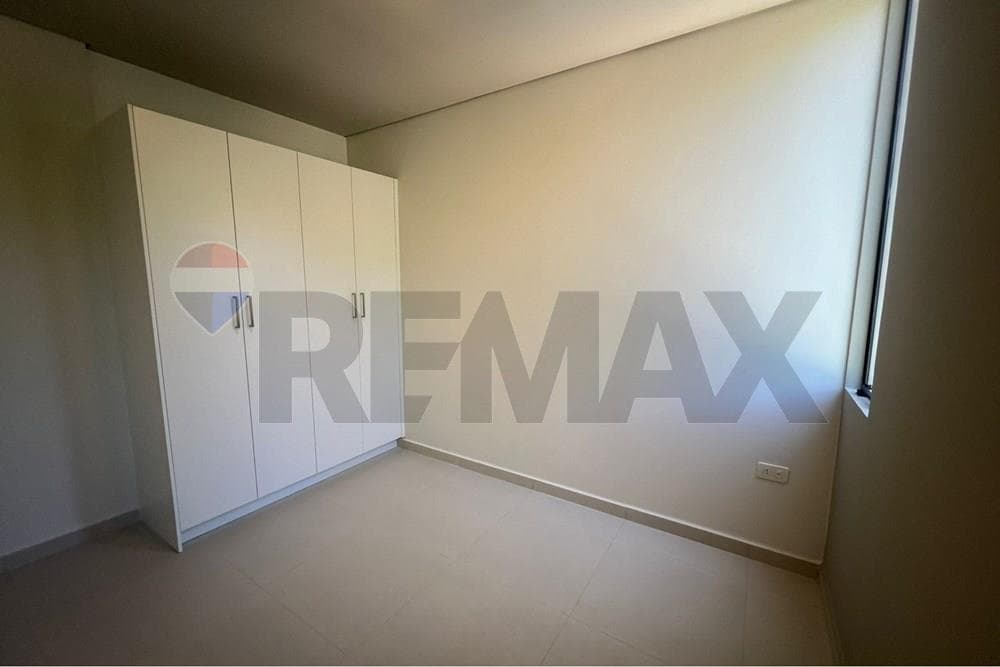 Departamento - Alquiler - Luque, Paraguay, foto 2