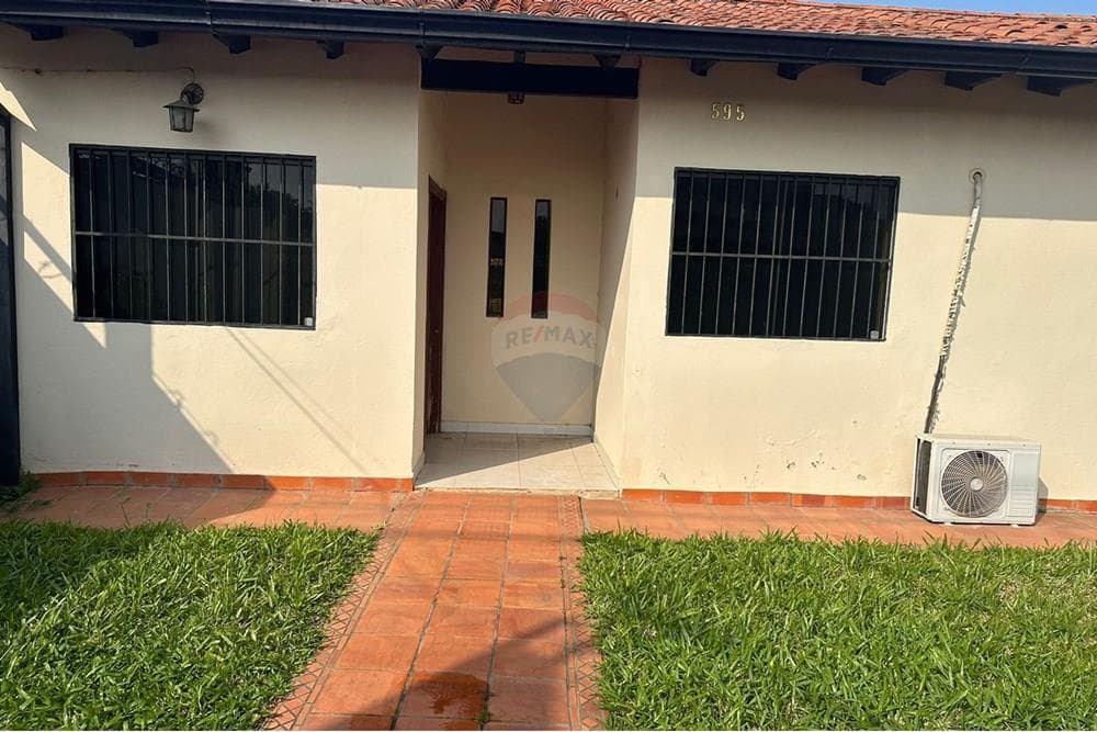 Casa en Mariano Roque Alonso, foto 1