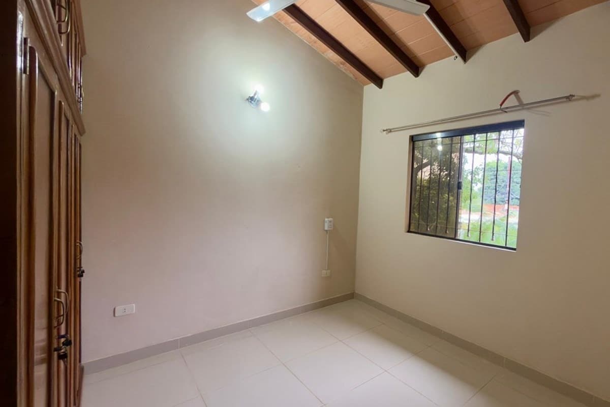 casa en Fernando de la Mora Central, foto 5