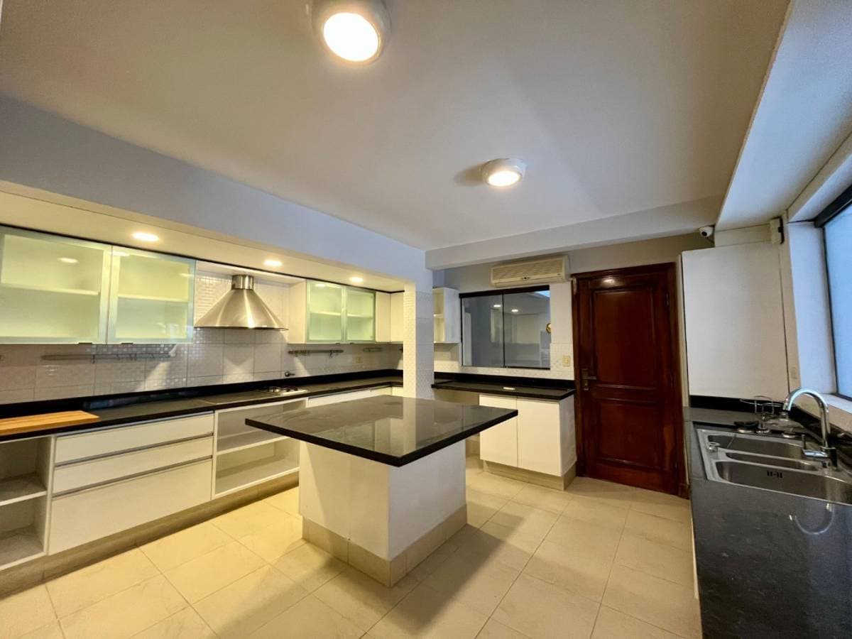Casa de 7 dormitorios, zona molas lópez - cañada del ybyray, foto 5